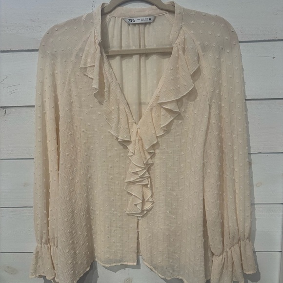 Zara Tops - Zara Tan Ruffled 3/4 Sleeve Blouse ins size medium